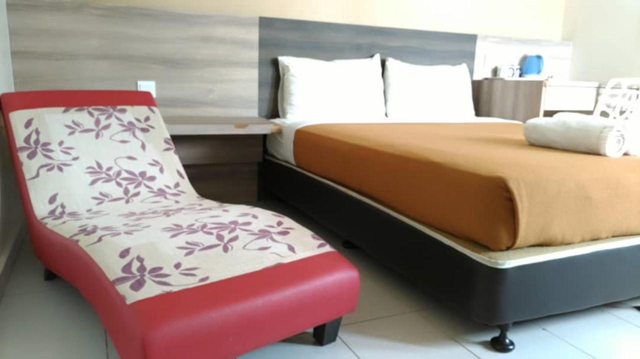 Hotel Suria Malaqa Malacca Exterior foto