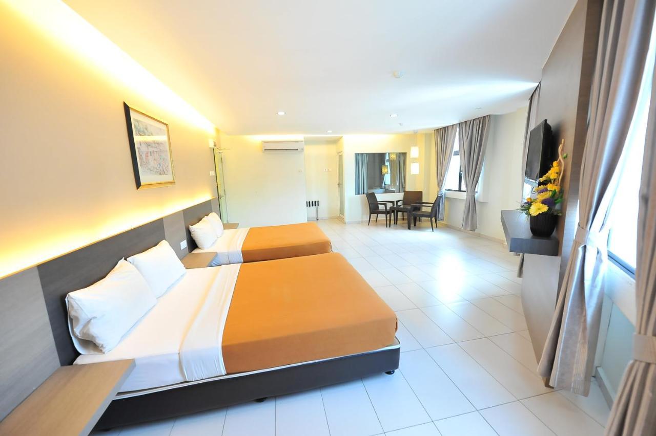 Hotel Suria Malaqa Malacca Exterior foto