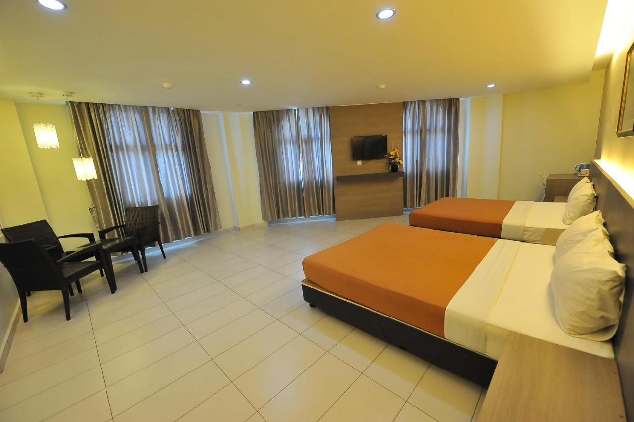 Hotel Suria Malaqa Malacca Exterior foto