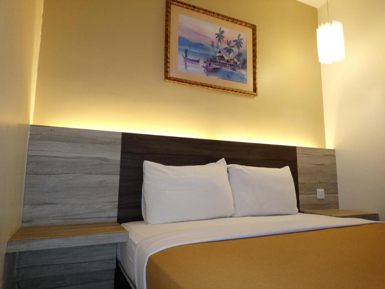 Hotel Suria Malaqa Malacca Exterior foto