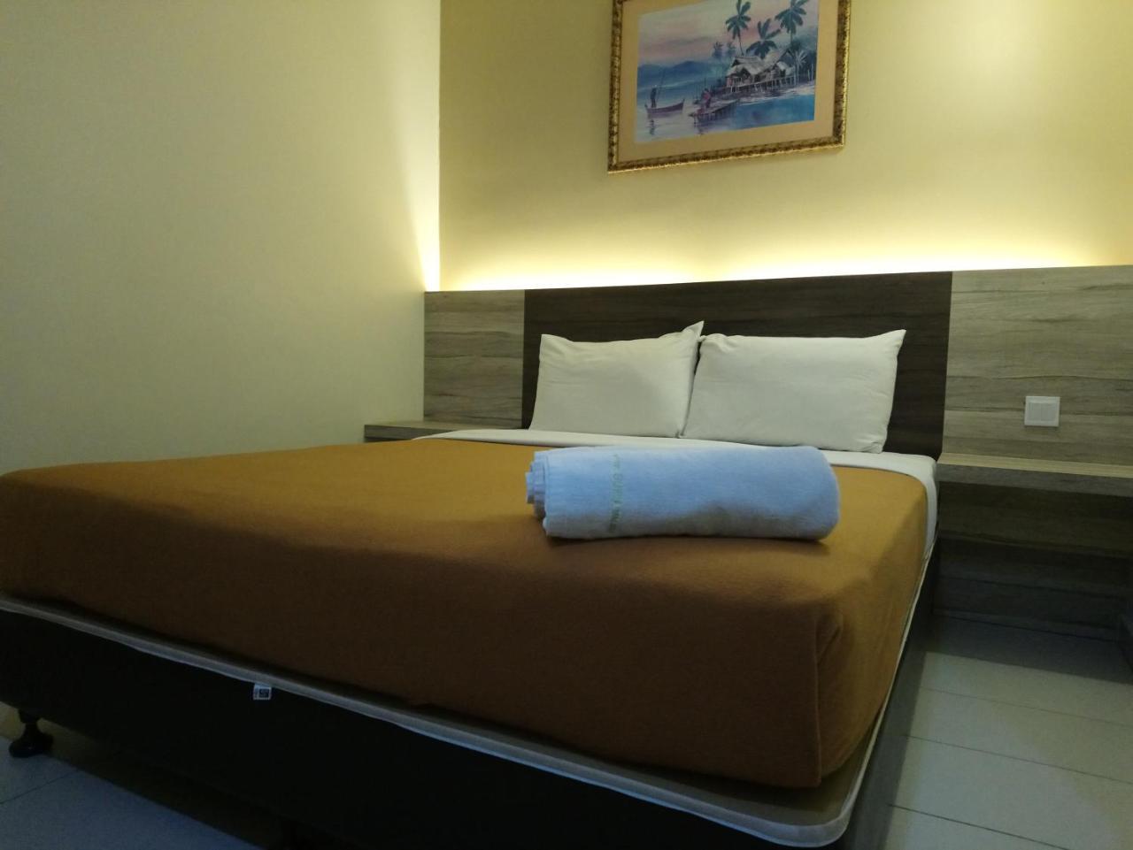 Hotel Suria Malaqa Malacca Exterior foto